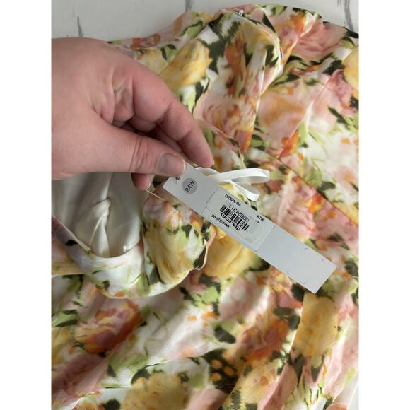 NWT Women’s Adorne Floral Dress Ruffle Cold Shoulder Bloomcore Plus Size 24W - Picture 12 of 12